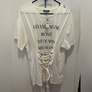 🆕 Wine Lovers Lace-up Tee 🥂